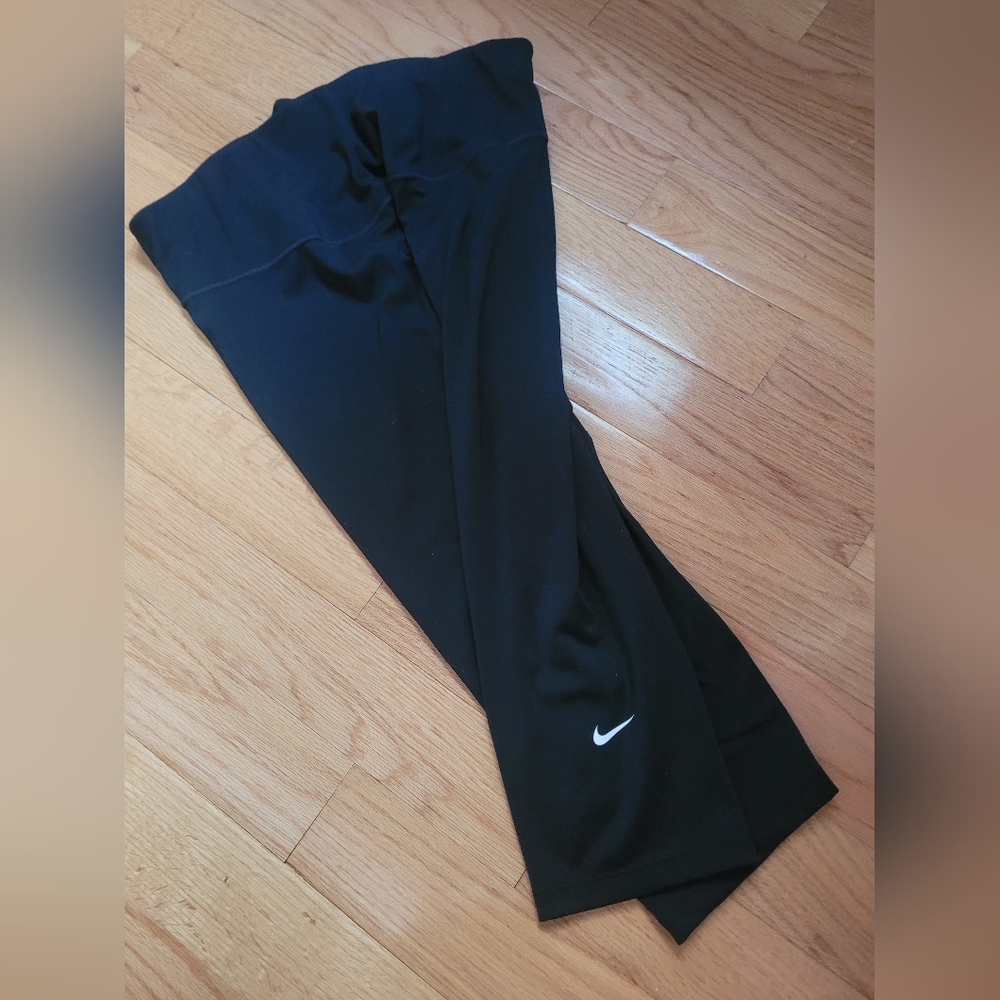 Nike Black and White Activewear
